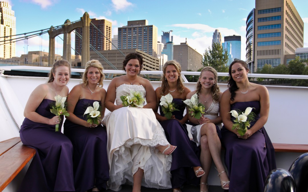 How to Choose the Right Wedding Planner
