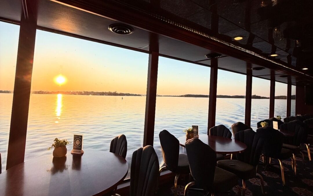 5 Reasons a Cruise Makes the Perfect Venue for Your Client Event